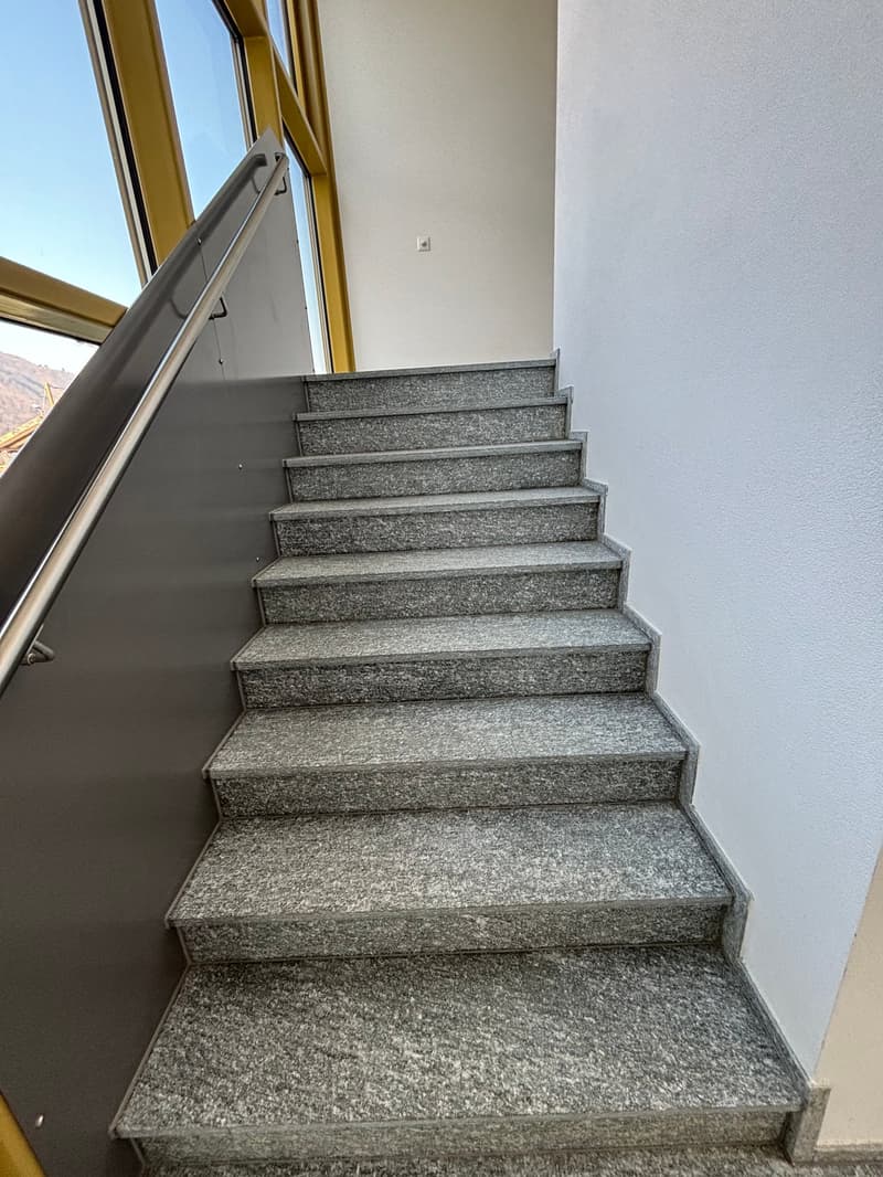 Neues Penthouse in Brusino - Seesicht und Bootsplatz! (11)