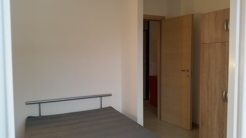 Soleggiato,  Comodità,  Attico loc 2,5,  con due terrazze,   posto auto (10)