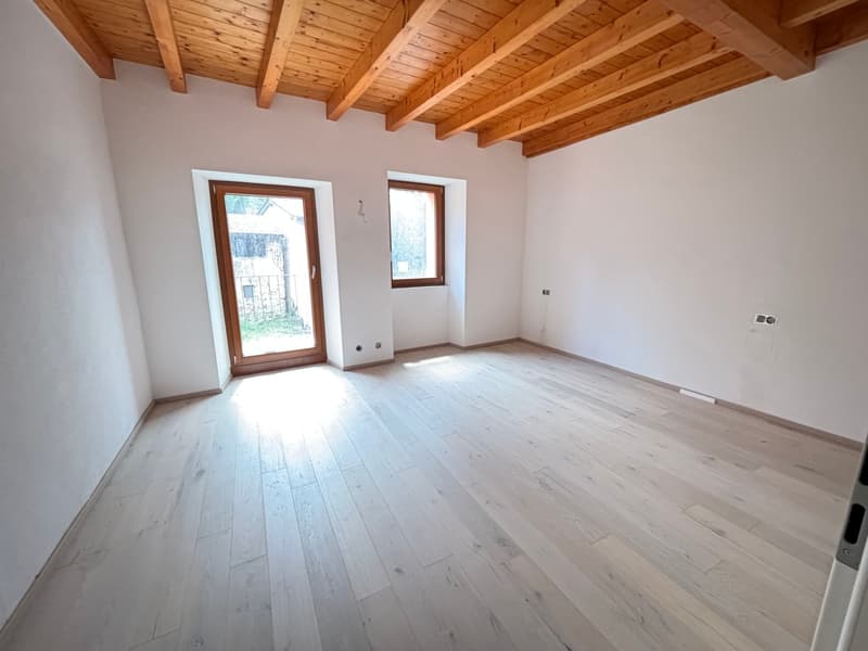 Immersa nella natura, spaziosa casa nel Malcantone con vista sul M. Rosa (5)