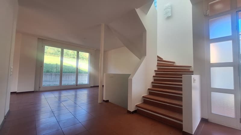 Soleggiata, Confortevole Villetta indipendente con portico, terrazza, giardino (13)