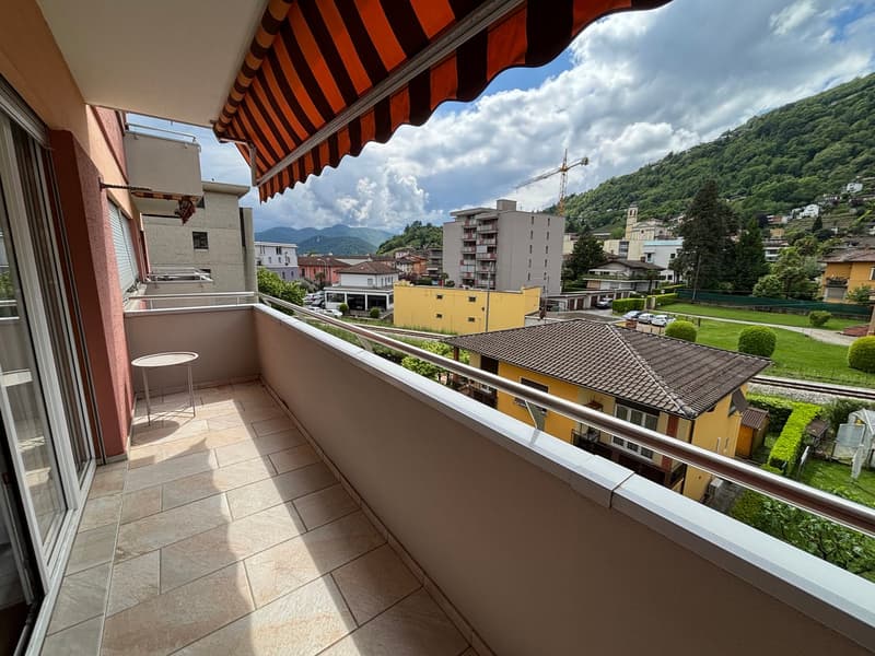 Möbliertes Studio-Apartment mit Aussicht im Herzen von Agno/ Monolocale ammobiliato con vista aperta (3)
