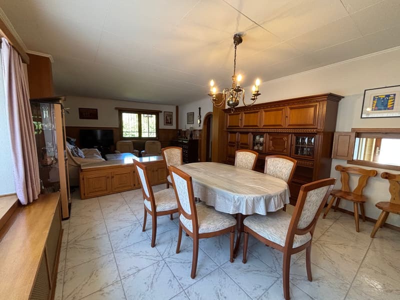 Casa indipendente con terrazzo, vista aperta e piccolo giardino (6)