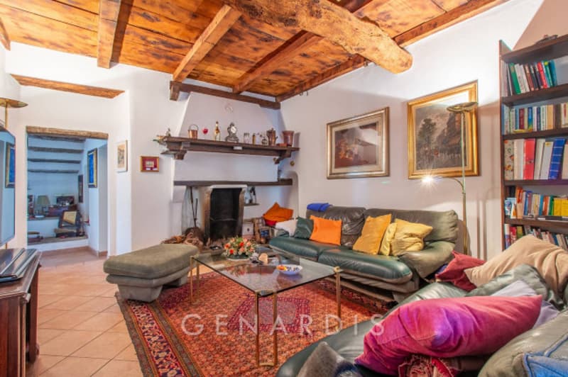 Splendida casa di 8 locali a Pura con ampio terrazzo soleggiato (3)