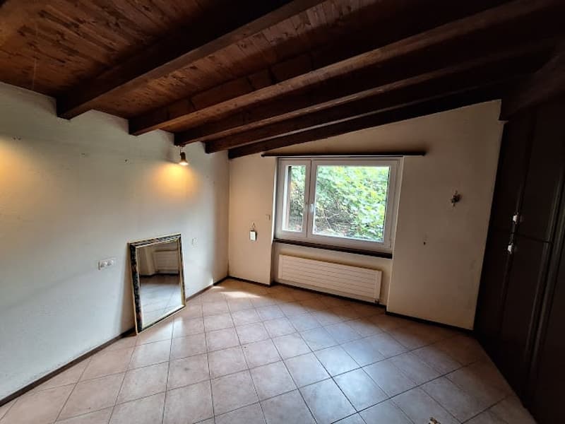 Soleggiata, Tranquillità, Spaziosa Villa indipendente con giardino, piscina (12)