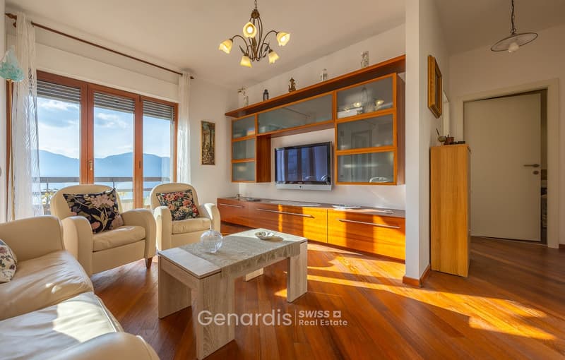 Elegante appartamento di 3 Locali con Vista Lago a Campione d'Italia (4)