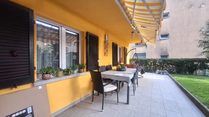 Soleggiata, Spaziosa, Casa Indipendente con due Appartamenti, loc 3,5, Terrazza, giardino (1)