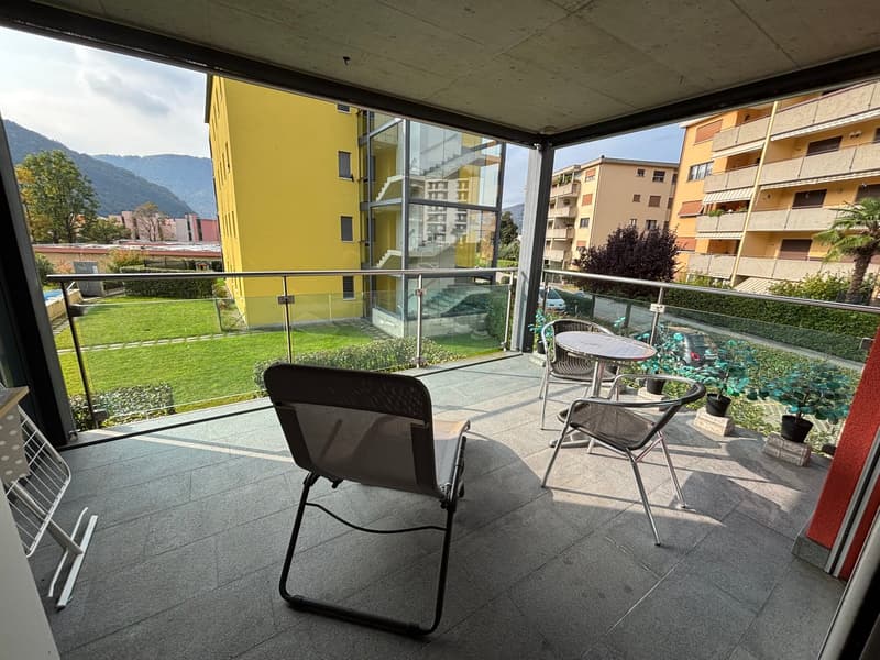 Moderno 1,5/2 locali ammobiliato con terrazzo e piscina (7)