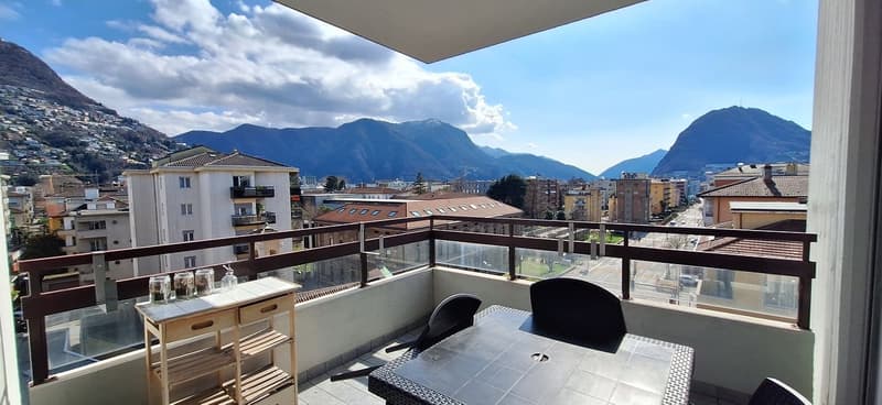 Centro Lugano, Piano Attico loc 2,5, Terrazza, Balcone, Posto Auto coperto. (15)