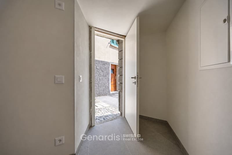 Incantevole appartamento in vendita a Lema, Ticino (5)