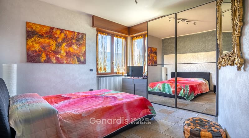 Incantevole villa unifamiliare a Cunardo – 7 locali con piscina e vista sulle montagne (20)