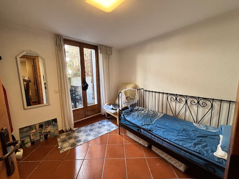 Graziosa casa con2  terrazze, giardino e 3 posti auto (6)