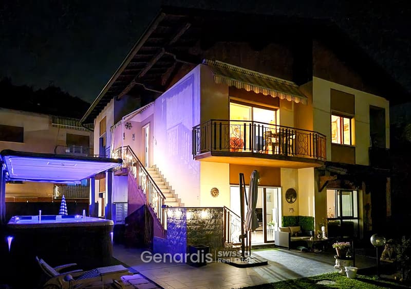 Splendida Villa con Piscina e Vista Montagna a Lavena Ponte Tresa (11)