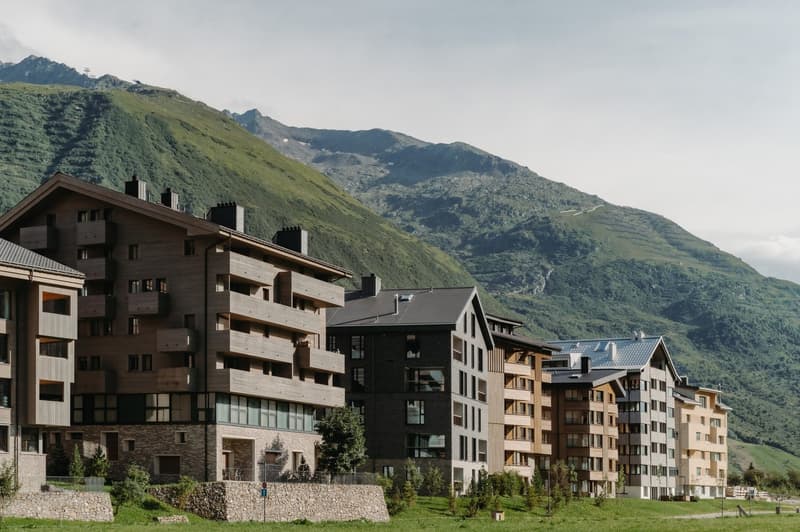 Contemporary Alpine Living at Frame (13)