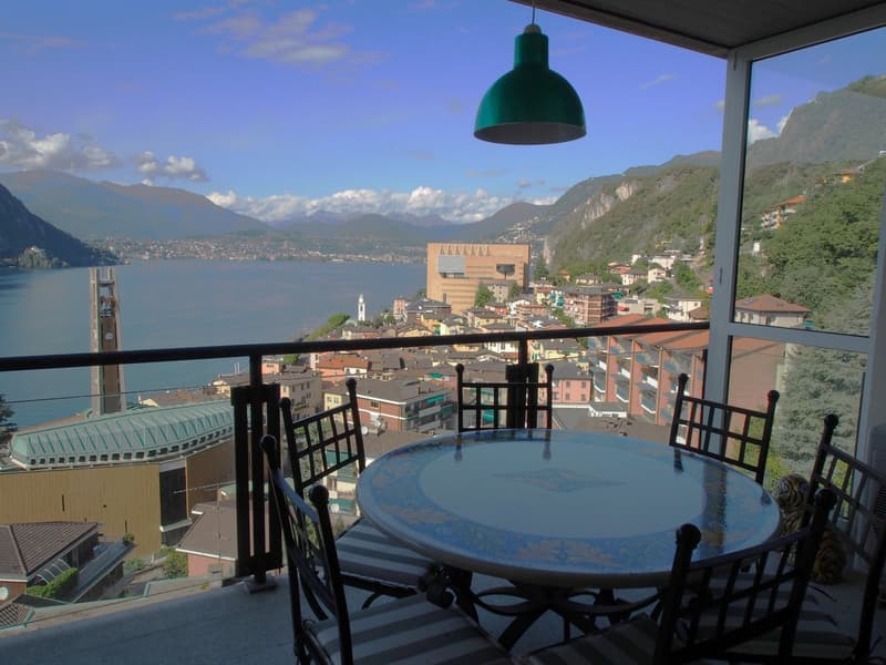 Campione d'Italia, Apartment with Spectacular Lake View (1)