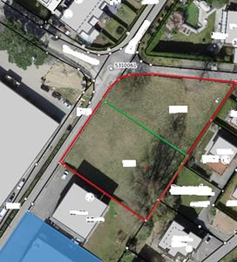 Caslano: Terreno edificabile. Opportunità Unica vicino al Lago e in Zona Residenziale Esclusiva