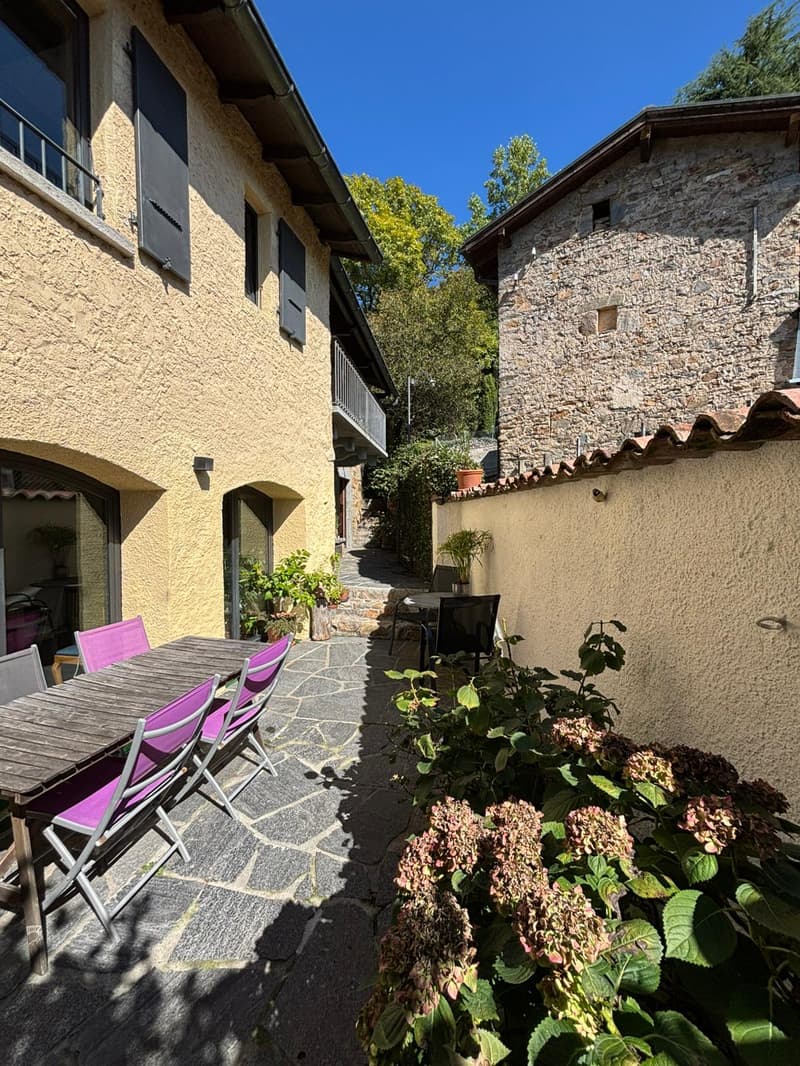 Magnifica casa indipendente nel nucleo (1)