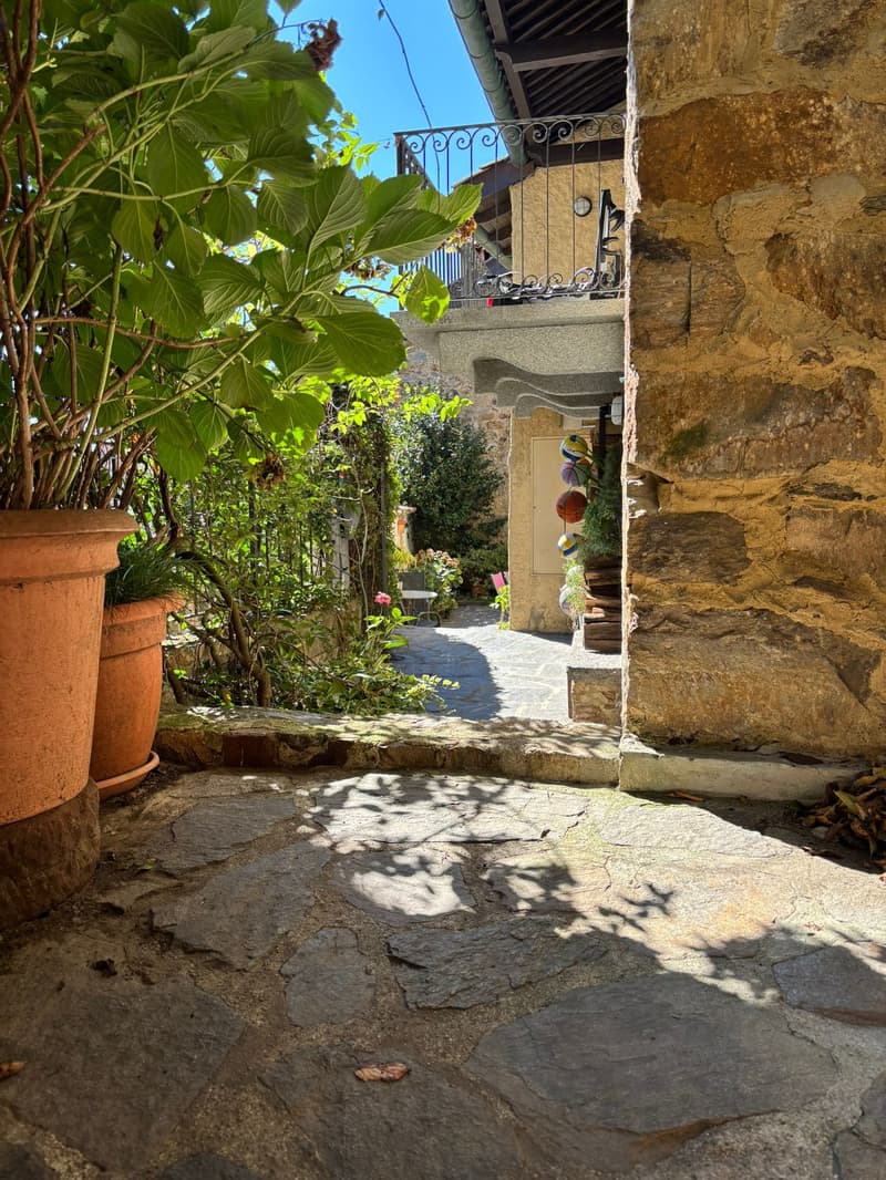 Magnifica casa indipendente nel nucleo (11)