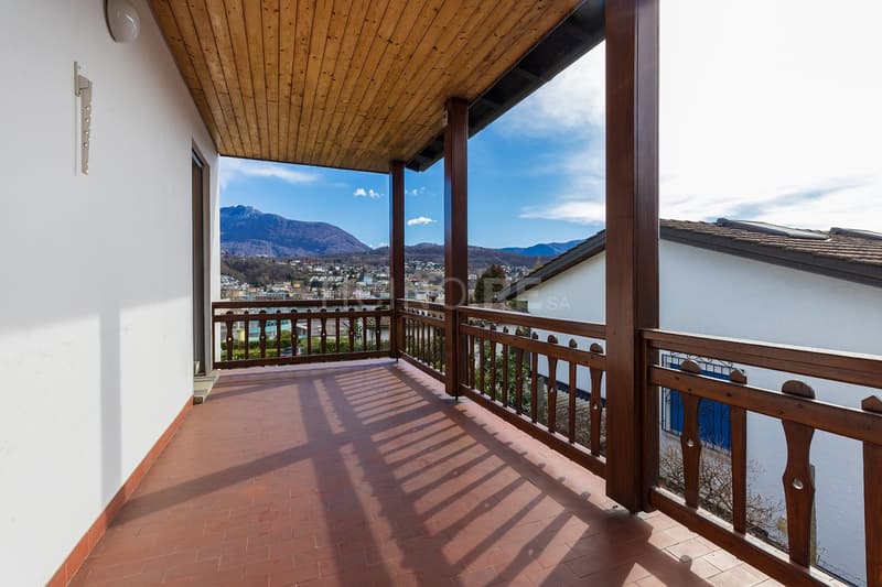 Per gli amanti delle proprietà di carattere – Villa di charme con ampio giardino a Manno (14)