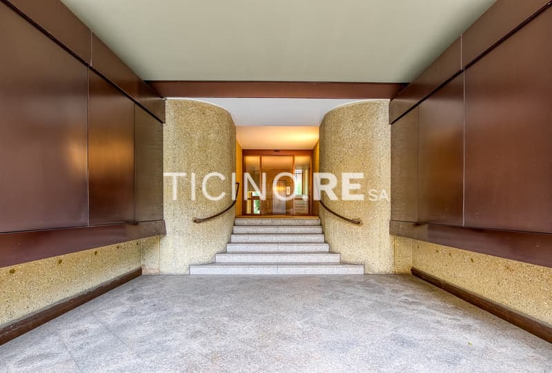 Lugano: elegante ufficio a due passi dal Parco Ciani (1)