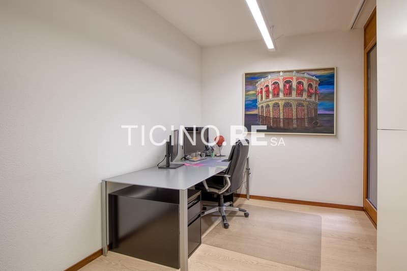 Lugano – IN AFFITTO: elegante ufficio di fronte al Parco Ciani (9)