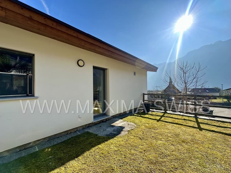 BIASCA: CASA IMMERSA NEL VERDE CON NUOVA DEPANDANCE (2)