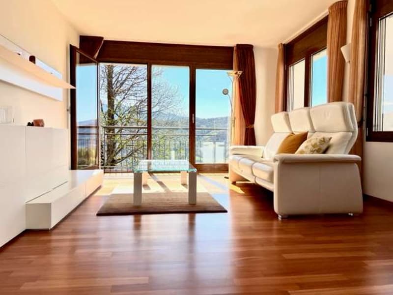 Elegante appartamento vista lago (10)