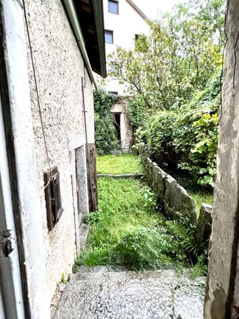 Spaziosa casa ticinese 6,5 locali con giardino (11)