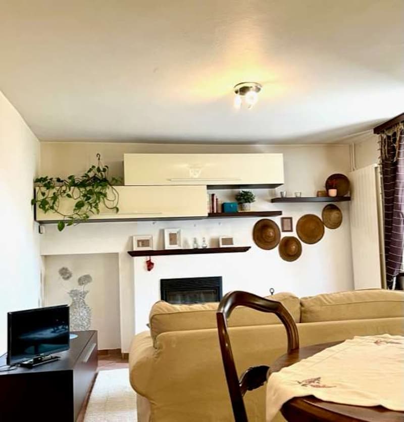 Bella casa ticinese 2,5 locali nel borgo antico (9)