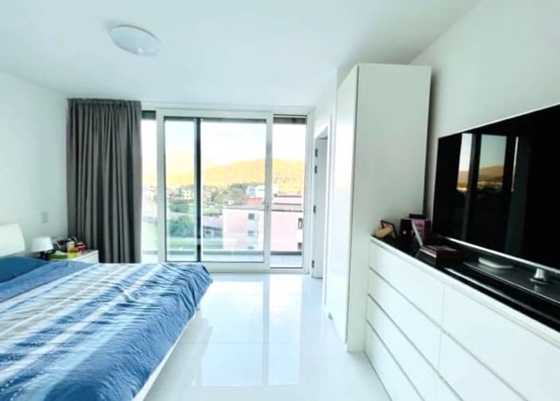Villetta schiera nuova  con roof top e giardino privato (12)