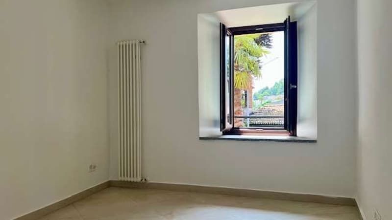 Casa ticinese ristrutturata in incantevole corte storica (7)