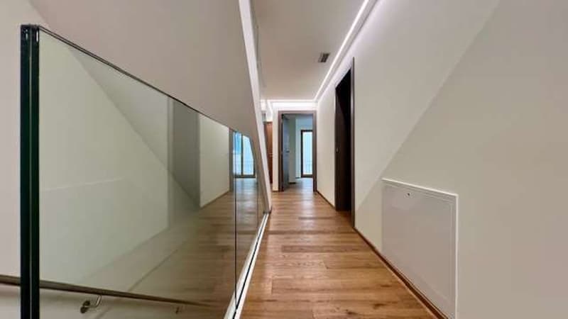Esclusivo Duplex di Lusso in Affitto nel Cuore di Via Nassa - Lugano (10)
