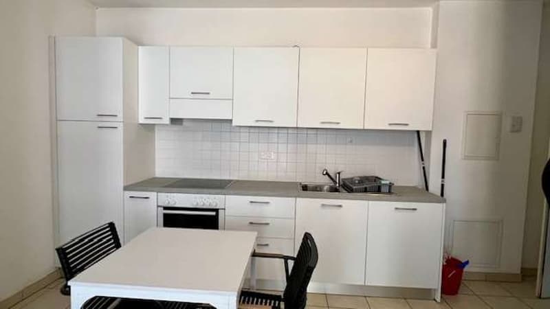 Monolocale arredato a Giubiasco con  ottimo rendimento (4)