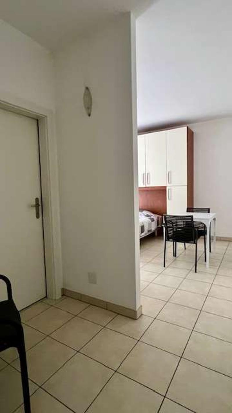Monolocale arredato a Giubiasco con  ottimo rendimento (5)