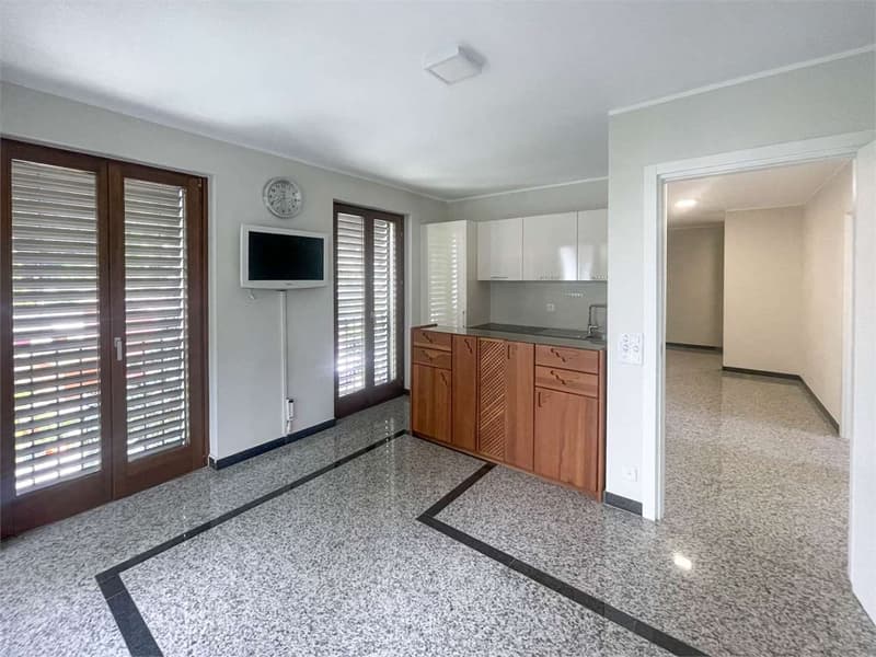 Appartamento con terrazza in villa di charme (5)