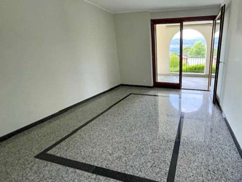 Appartamento con terrazza in villa di charme (7)