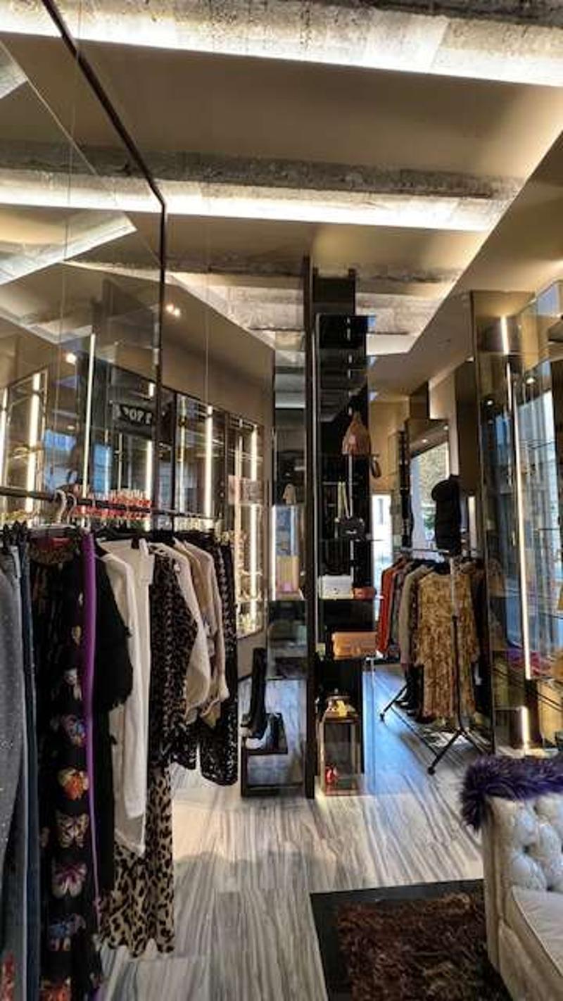 Elegante locale commerciale nel cuore di Lugano (10)