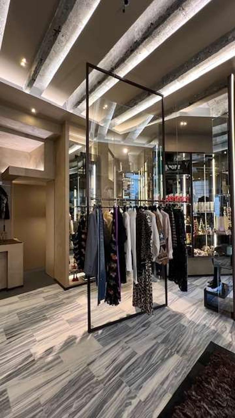 Elegante locale commerciale nel cuore di Lugano (5)