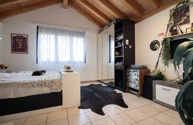 Villetta unifamiliare con giardino privato (13)