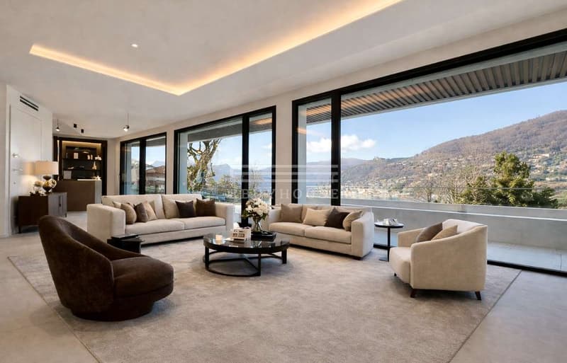Villa di design in posizione unica con vista lago mozzafiato e darsena (5)