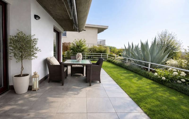 Appartamento vista lago con terrazza giardino (5)