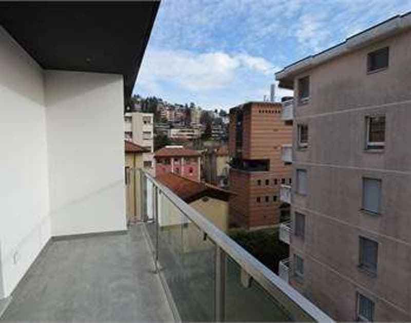 Appartamento 2,5 locali ammobiliato in pieno centro (4)