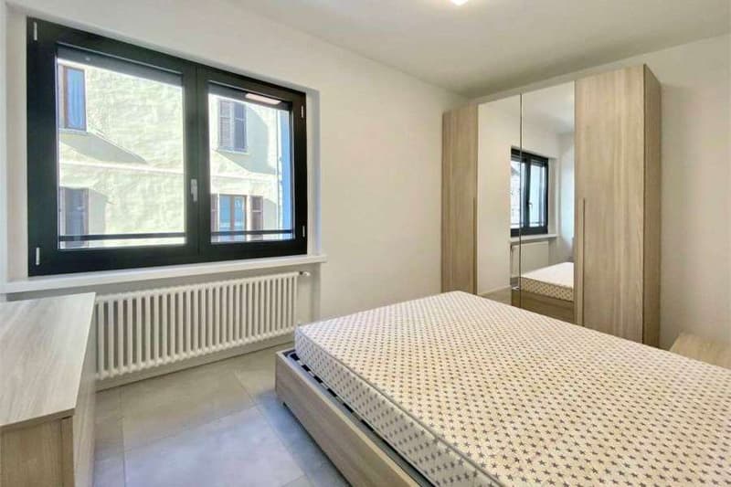 Appartamento 2,5 locali ammobiliato in pieno centro (2)