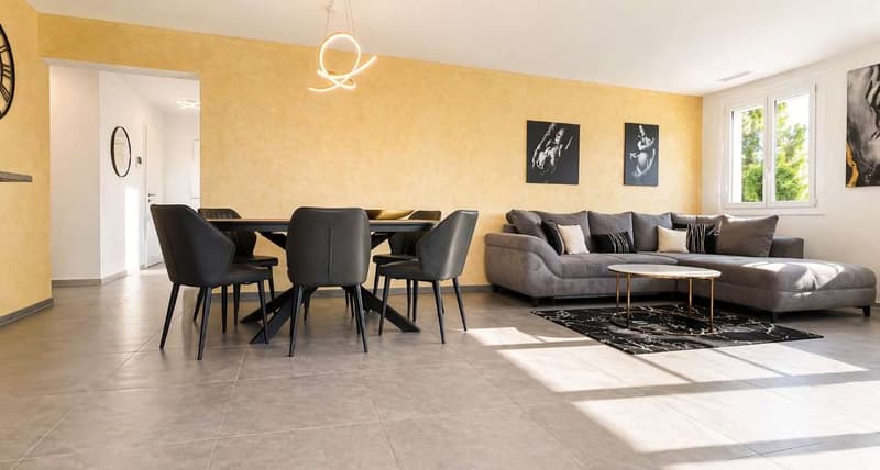 Appartamento con giardino privato comfort e posizione strategica (8)