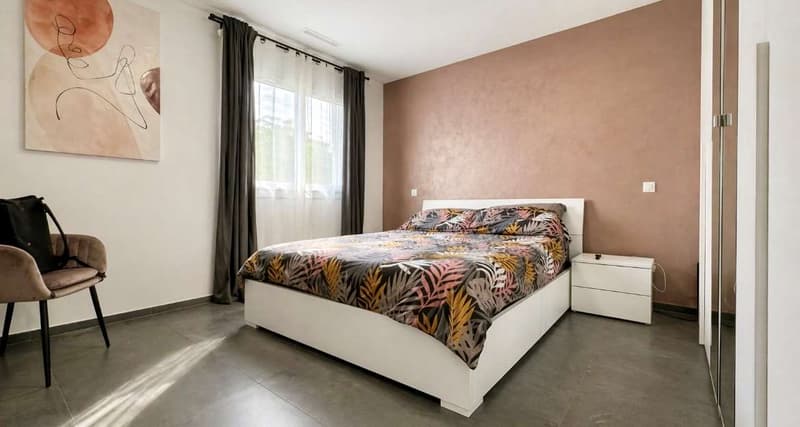 Appartamento con giardino privato comfort e posizione strategica (10)