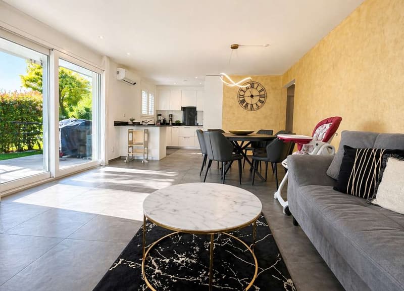 Appartamento con giardino privato comfort e posizione strategica (5)