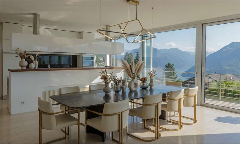 Villa a Lugano con vista panoramica sul lago e sulle montagne. (5)