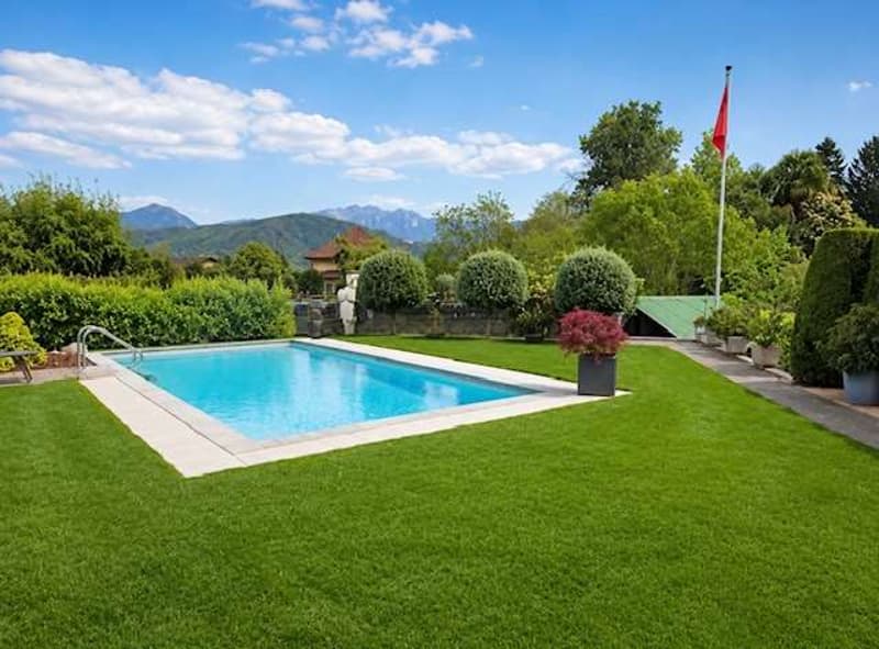 Esclusiva Villa con Piscina e Giardino nel Cuore Verde di Pura (4)