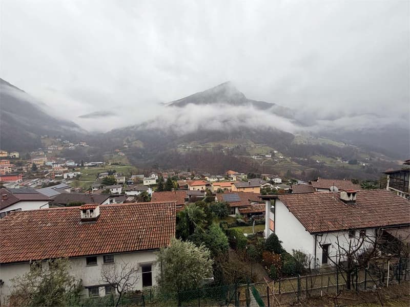 Splendida villa con vista (1)