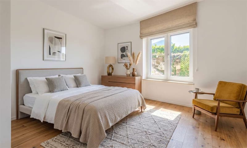 IL SUO PIED-À-TERRE A LUGANO (2)