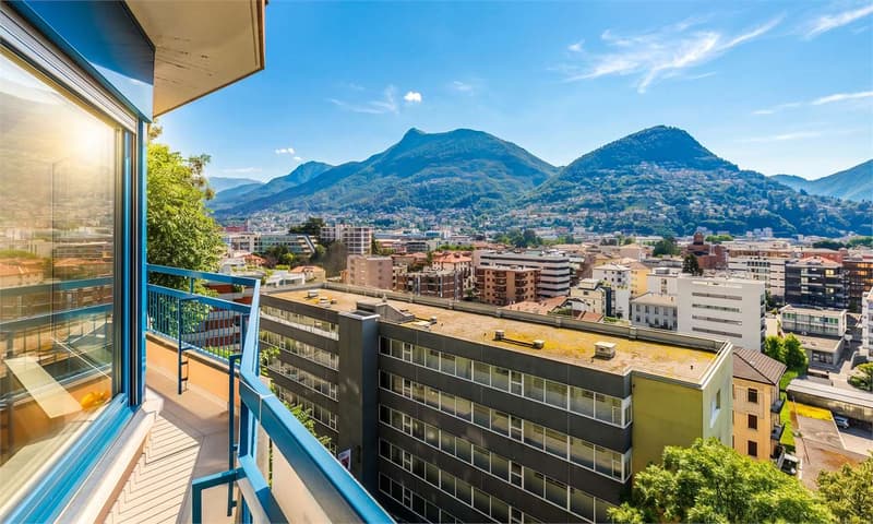 ELEGANTE RISTRUTTURATO CON VISTA LAGO, A DUE PASSI DAL CENTRO (8)